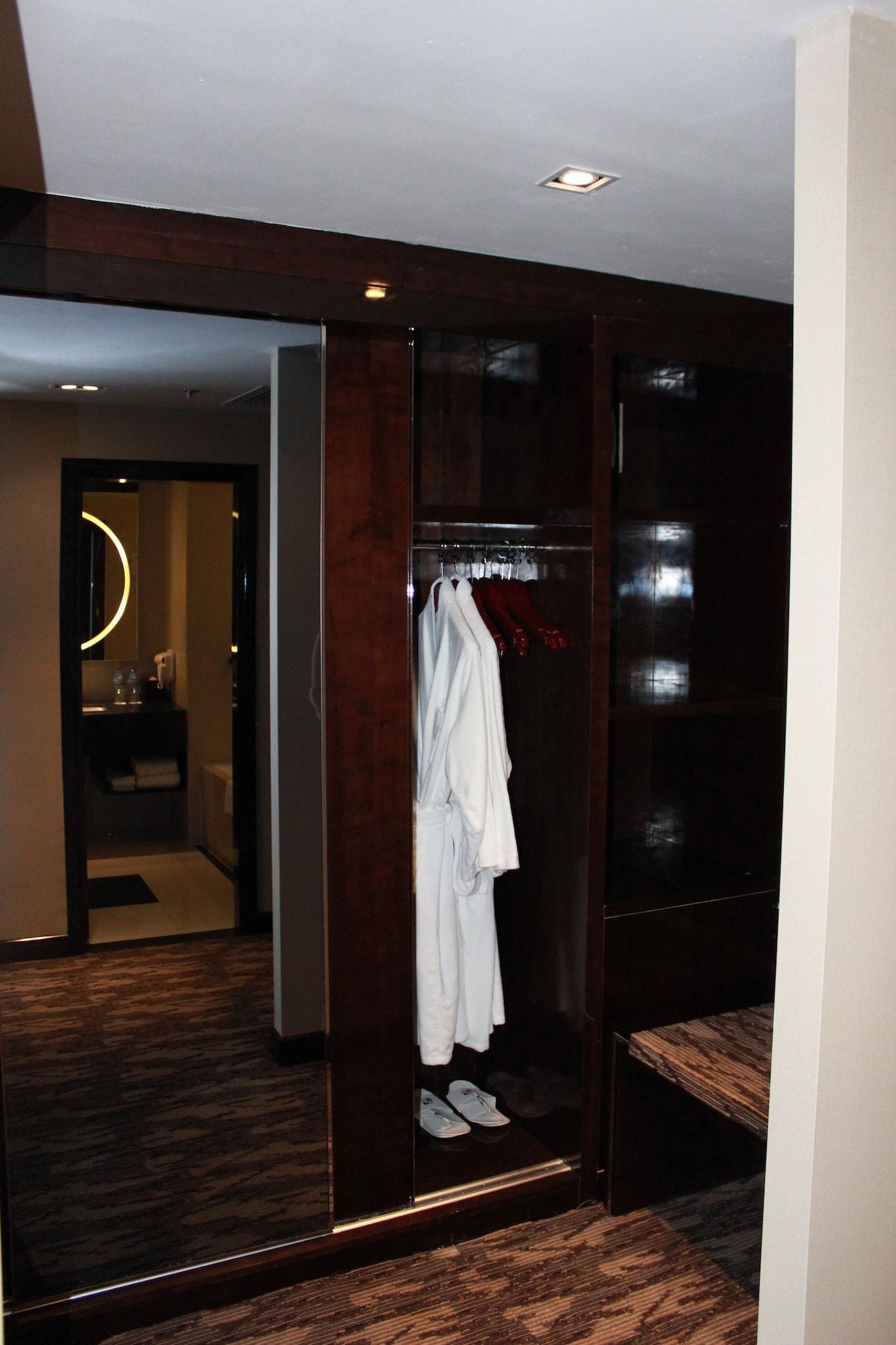 Swiss-Belhotel Harbour Bay Nagoya Exterior foto